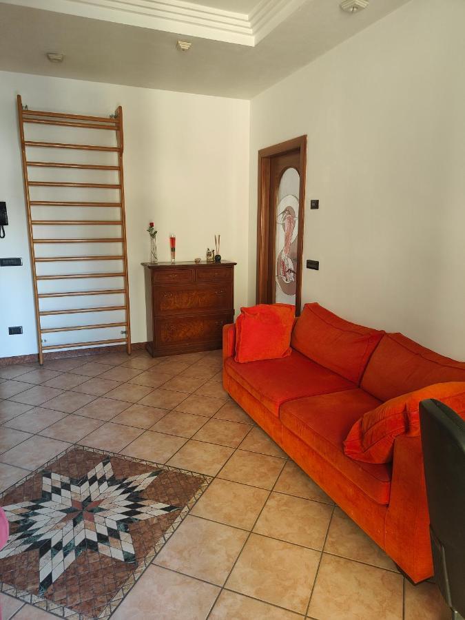 Lara'S House Daire Verona Dış mekan fotoğraf